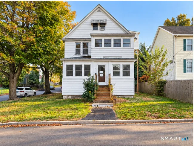 133 Castle Avenue