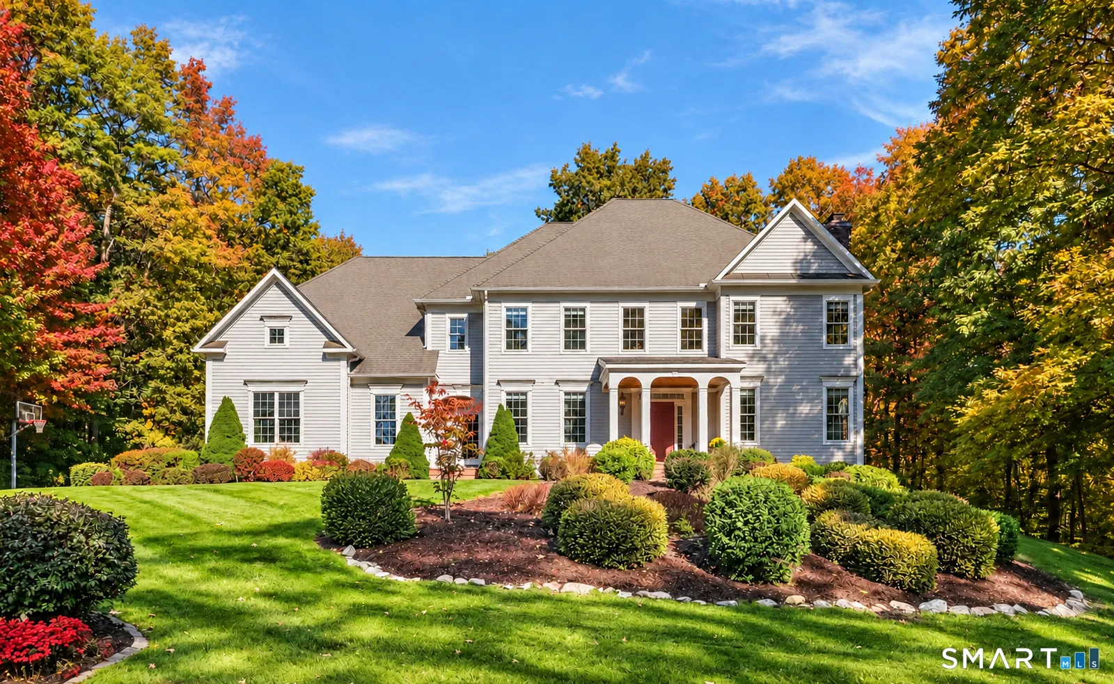 15 Saint Michaels Court, Avon, CT
