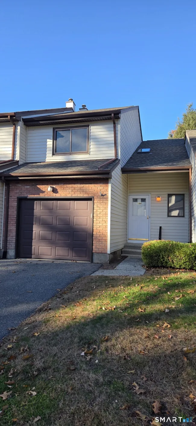 14 Oak Forest Drive #4, Manchester, CT