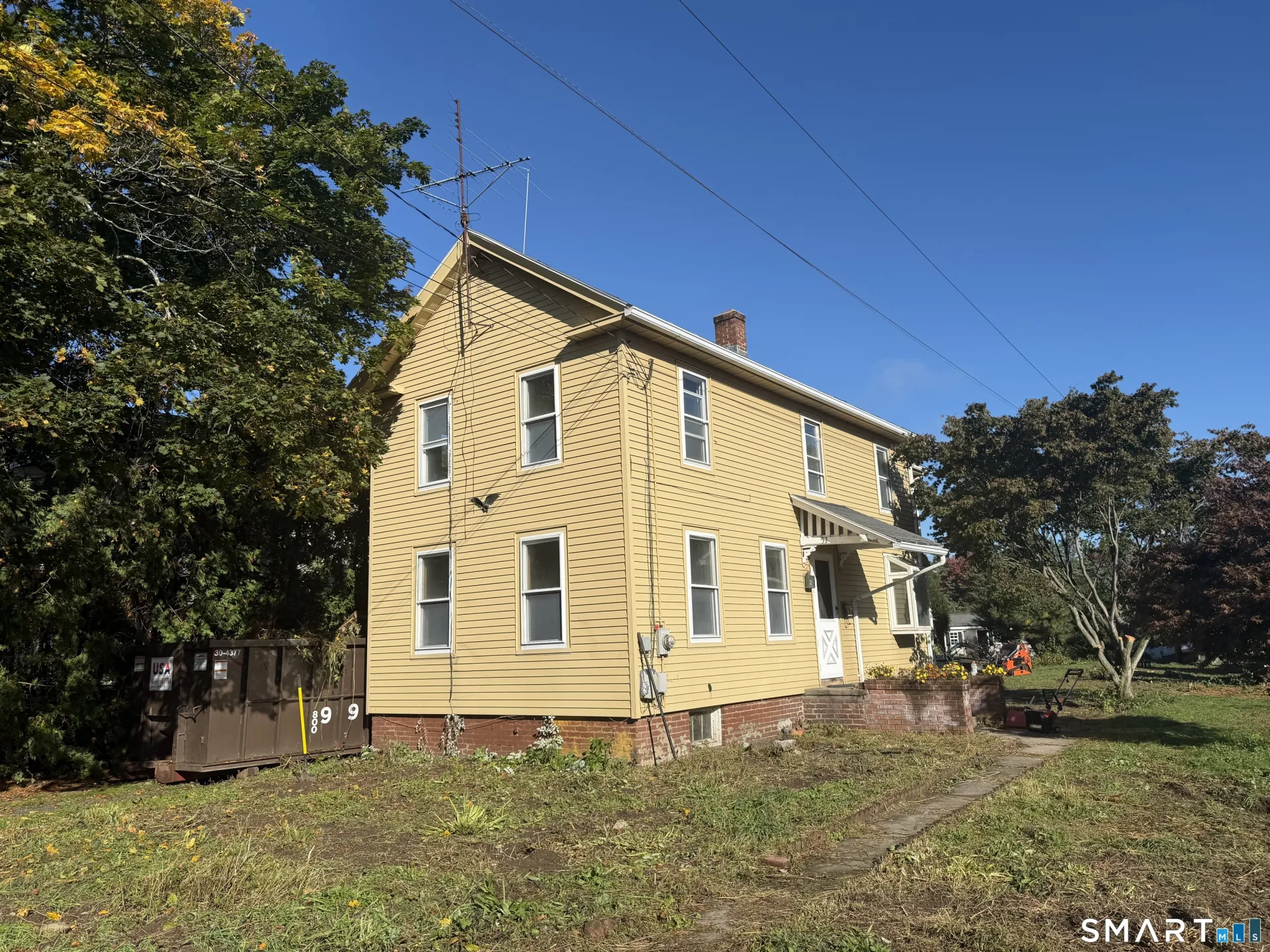 51 School Street, Windsor Locks, CT