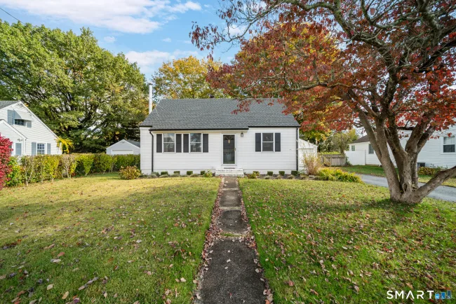 20 Brill Avenue, Waterford, CT