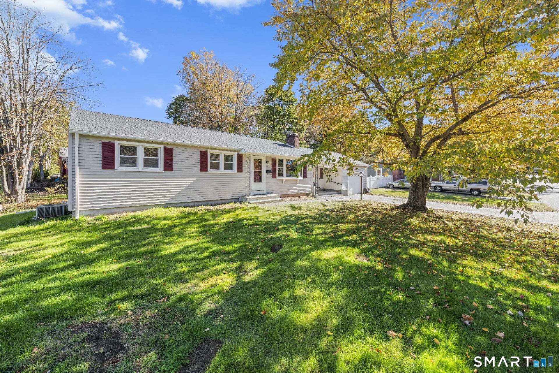 27 Allen Street, Enfield, CT