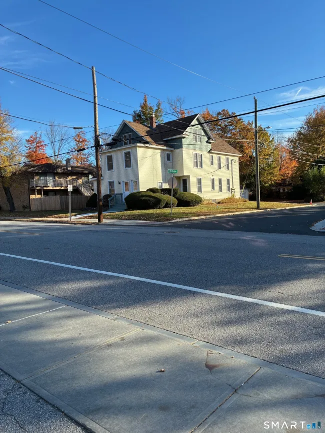 872 Main Street, Torrington, CT