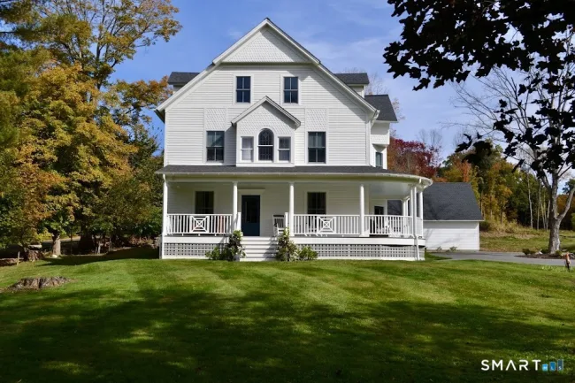 688 Main Street