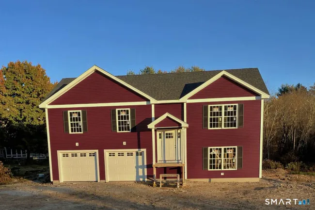 439 Quaddick Road, Thompson, CT