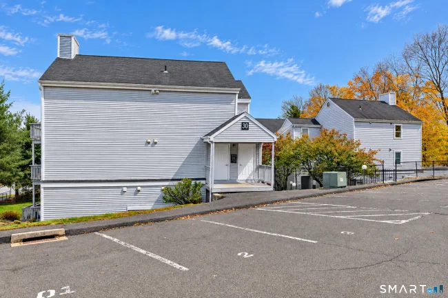 55 Mill Plain Road #30-21